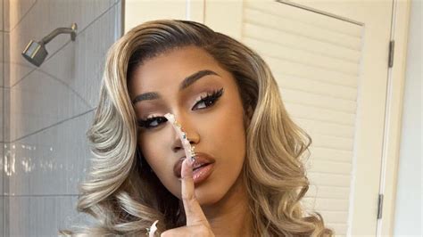 cardo b nude|Cardi B just shared a fully nude photo .